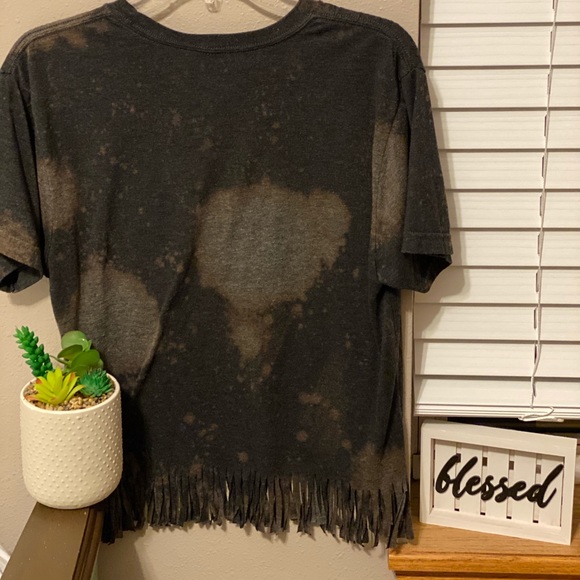 Johnny Cash Distressed Tee! - Picture 5 of 5